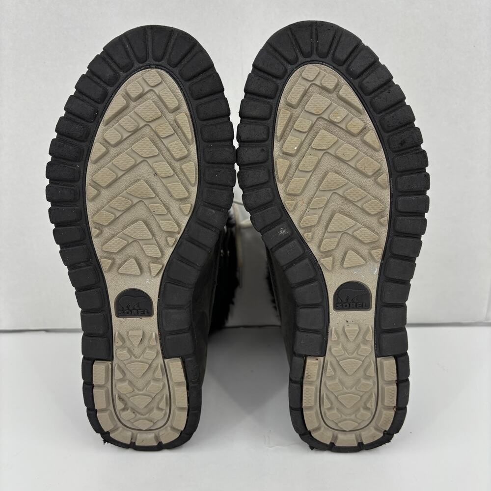 Sorel Cozy Joan Boots Size 7.5 Black Leather Nubuck Faux Fur Lace Up Waterproof - Picture 9 of 10